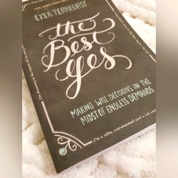 The Best Yes Book by Lysa TerKeurst Christian Self Help Womens - Picture 2 of 4